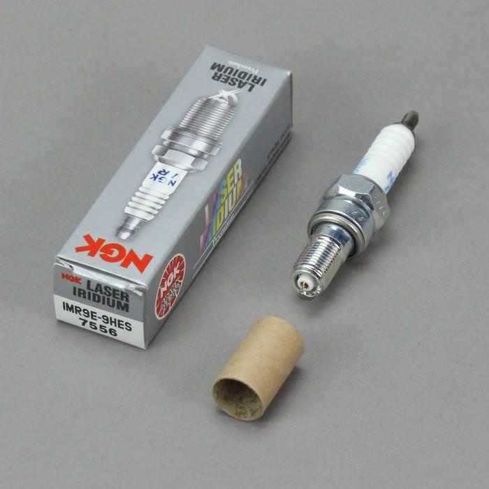 Продажа Свеча зажигания NGK 7556 IMR9E-9HES