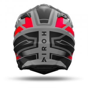 На фото Мотошлем Airoh Commander 2 Mavick Orange Matt