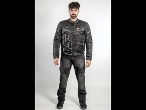 На фото Мотокуртка ткань FSD ENIGMA black