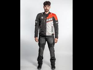 На фото Мотокуртка ткань FSD TERRA black/red/white